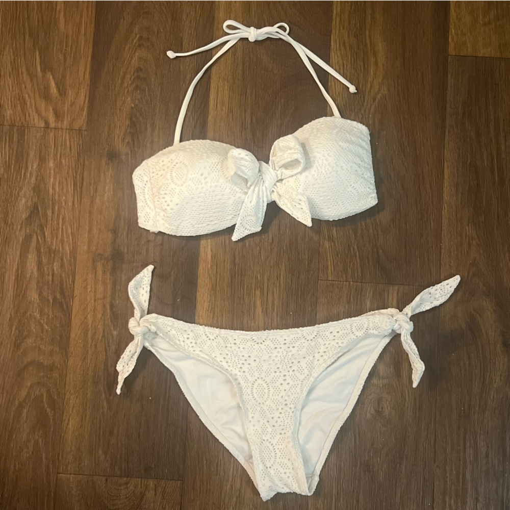 H&M White Eyelet Lace Bikini Set